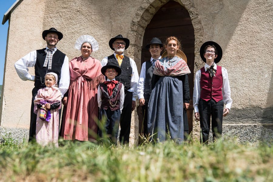 Présentation des costumes traditionnels de Valloire