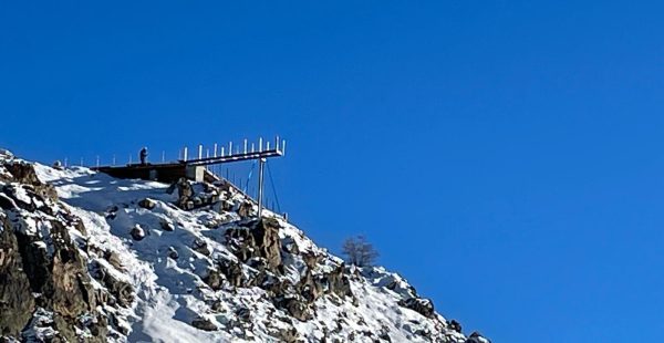 Terrasse panoramique de Château Ripaille avec pas dans le vide