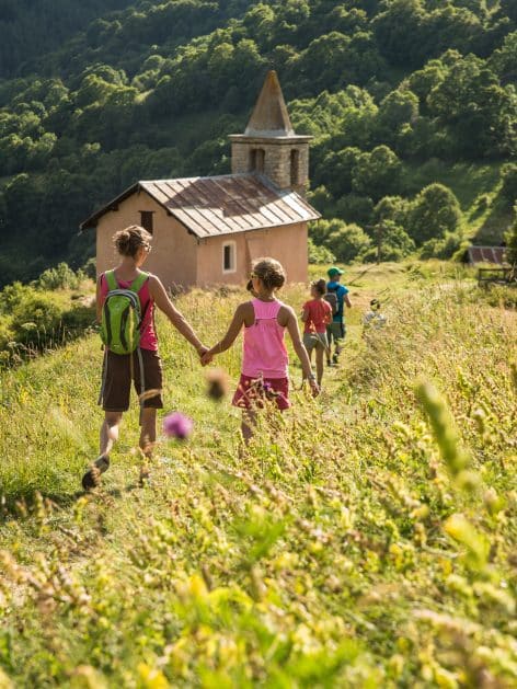 Randonnée en famille à poingt ravier valloire en été